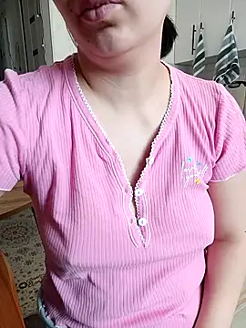 Emi hot1 online show from 7, 3, 2026