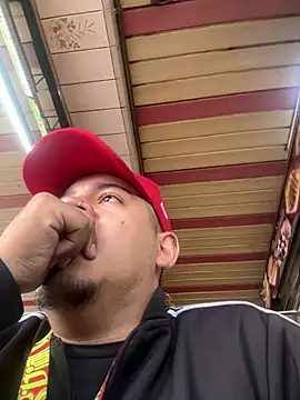 OliverTabordaa online show from 12, 4, 2026