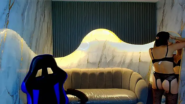 candy sky r online show from 28, 3, 2026