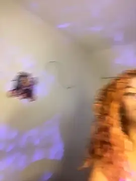 ThePrettyTiana online show from 9, 4, 2026