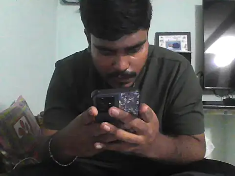 Snapshot of Foxboy65 chatting on 17, 5, 2026 Foxboy65 online show from 17, 5, 2026