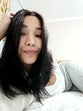 HollyXMolly online show from 27, 3, 2026