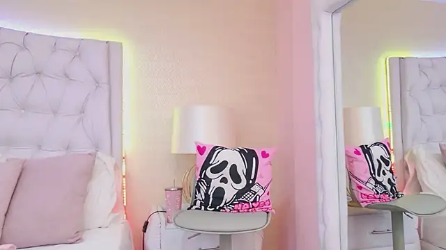 MeganRoseh online show from 5, 4, 2026