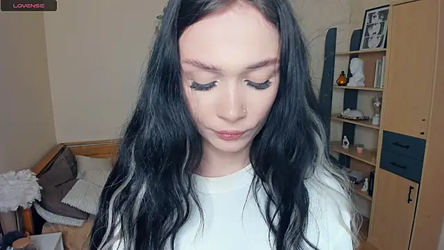 LynnCiprian online show from 22, 4, 2026