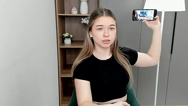 TonyaOgborn online show from 5, 3, 2026