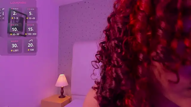 CoralineRed online show from 30, 5, 2026