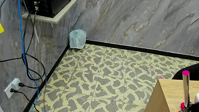 Milf Drip online show from 2, 4, 2026