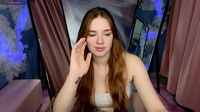 TiffanyVex online show from 8, 3, 2026