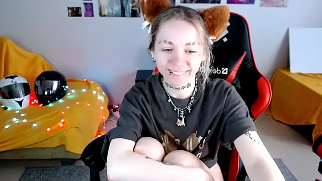 Nica Kawaii online show from 22, 5, 2026
