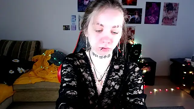 Nica Kawaii online show from 7, 5, 2026
