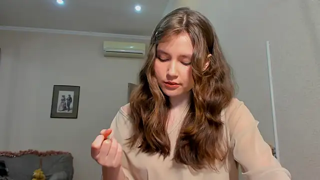 MaryannSofts online show from 5, 4, 2026