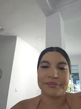 Pretty Julieta online show from 11, 4, 2026