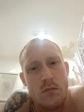 Snapshot of Lovemcurvy69 chatting on 15, 3, 2026 Lovemcurvy69 online show from 15, 3, 2026