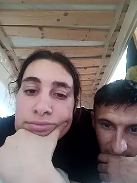 Sexy Couple 123 online show from 19, 4, 2026