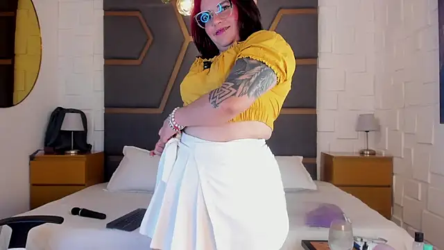 juana valkiria online show from 7, 5, 2026