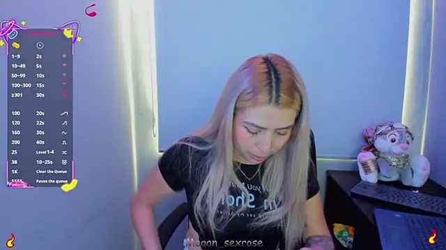 Megan sexrosse online show from 9, 4, 2026