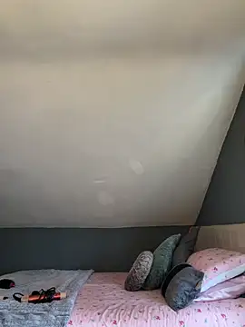 Saskia xx online show from 28, 3, 2026