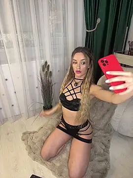 KatieCutieXooo online show from 6, 5, 2026
