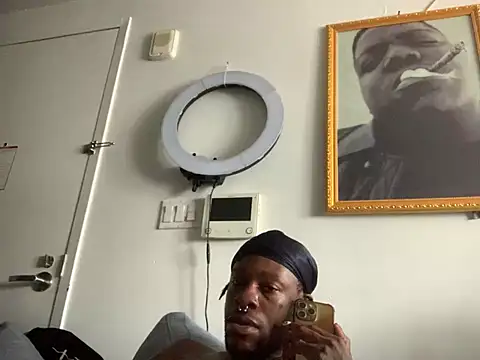 Snapshot of bigyenwood chatting on 27, 5, 2026 bigyenwood online show from 27, 5, 2026