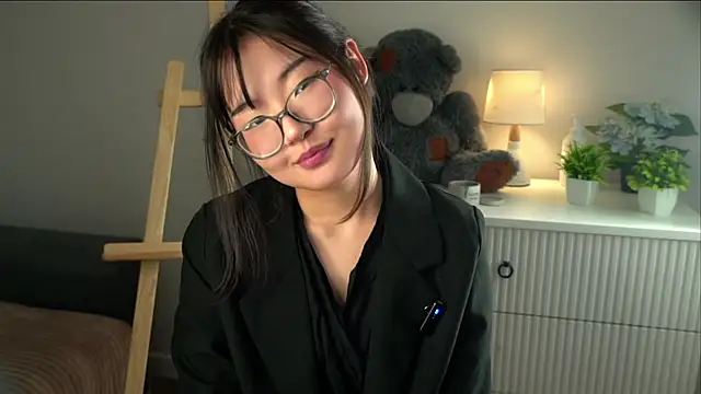 NelleMihalko online show from 12, 3, 2026