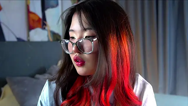 NelleMihalko online show from 10, 4, 2026