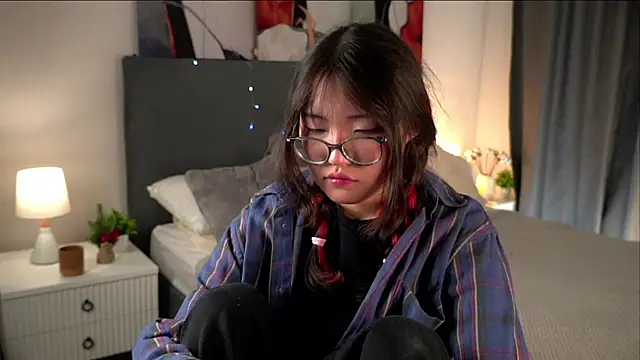 NelleMihalko online show from 3, 4, 2026