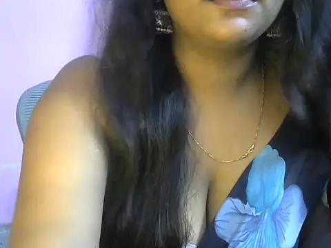 QUEEN-OF-QUEEN online show from 27, 6, 2026