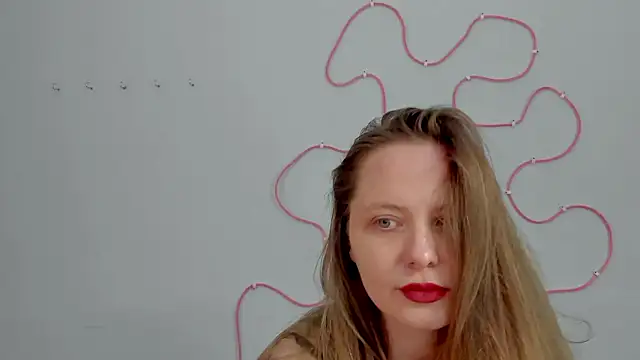 Lia Neoka online show from 18, 3, 2026