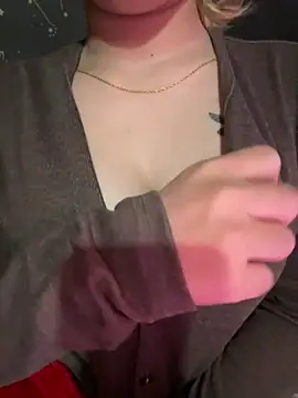 Weter squirt77 online show from 10, 3, 2026