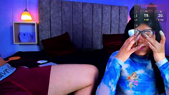 Zoe Axel1 online show from 15, 4, 2026