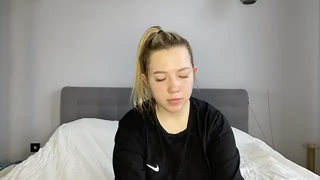 alyrasun online show from 25, 3, 2026