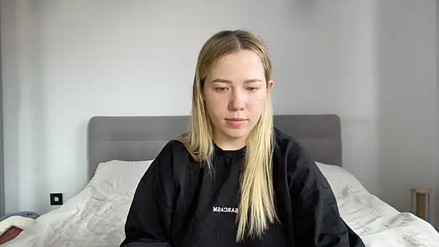 Snapshot of alyrasun chatting on 24, 5, 2026 alyrasun online show from 24, 5, 2026