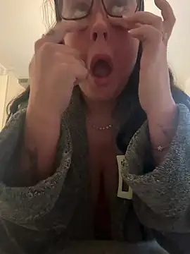 BunnyBallyX online show from 17, 3, 2026