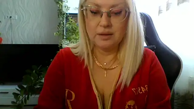 LianaSweetX online show from 29, 3, 2026