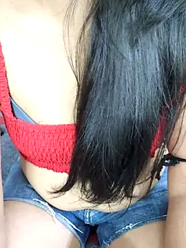 Manisha-Rai online show from 22, 4, 2026