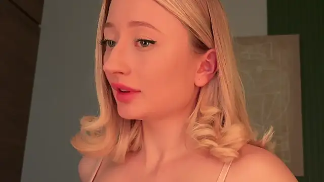 Wendy Amberr online show from 13, 3, 2026