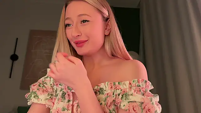 Wendy Amberr online show from 16, 3, 2026