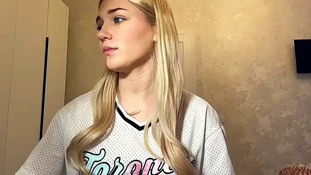 Snapshot of Barbie_Steph chatting on 22, 3, 2026 Barbie Steph online show from 22, 3, 2026