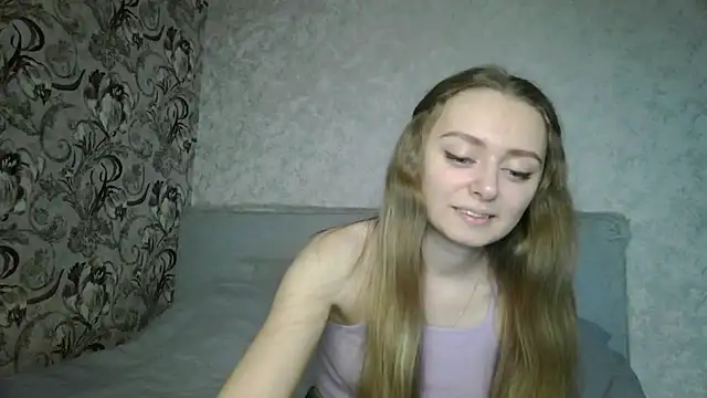 MysticGlimmer online show from 2, 4, 2026