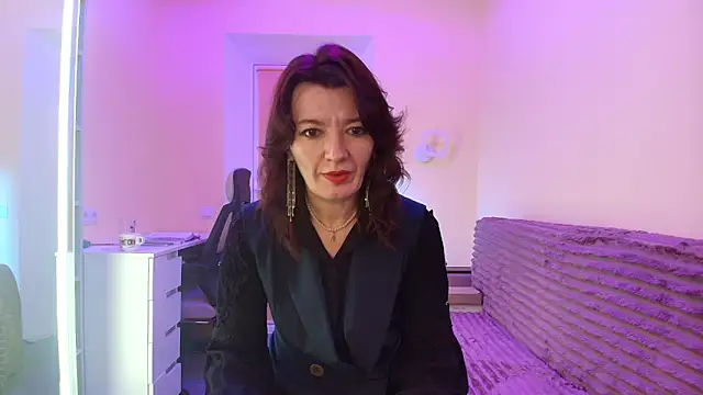Bonnie Naughtyy online show from 13, 5, 2026