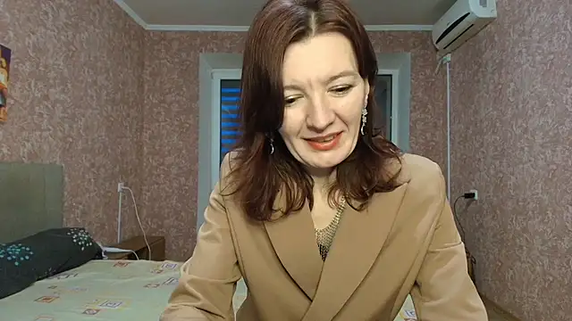 Bonnie Naughtyy online show from 19, 4, 2026