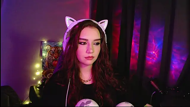 Snapshot of Celia_Sensual_ chatting on 21, 4, 2026 Celia Sensual online show from 21, 4, 2026