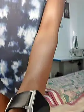 bronnie08 online show from 21, 3, 2026