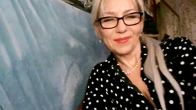 AlisaAngell online show from 11, 4, 2026