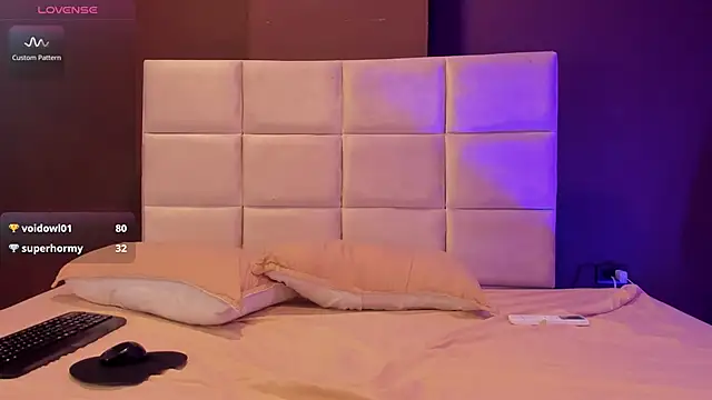 Alysha 01 online show from 7, 3, 2026