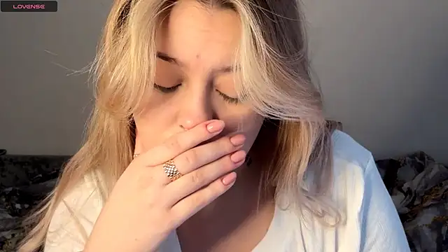 WonderedFlair online show from 18, 4, 2026