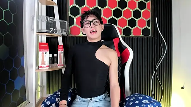 Cristopher Wild online show from 2, 5, 2026