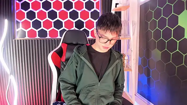 Cristopher Wild online show from 20, 5, 2026