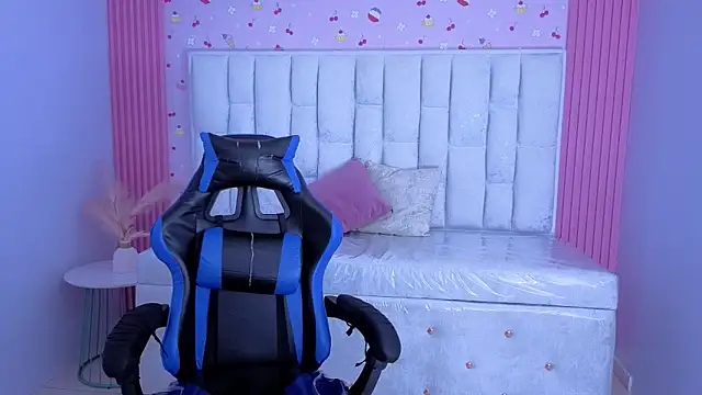 lucero s1 online show from 12, 4, 2026