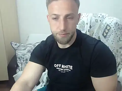 BlondEagleMuscle online show from 1, 5, 2026